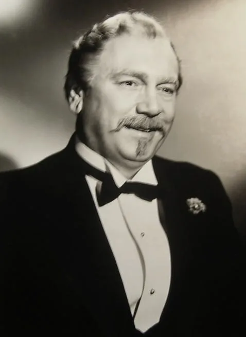 Джон Александр