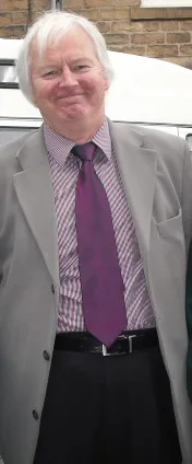 Йен Лавендер